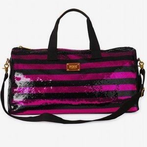 💓🖤VICTORIAS SECRET SEQUIN DUFFEL BAG🖤💓